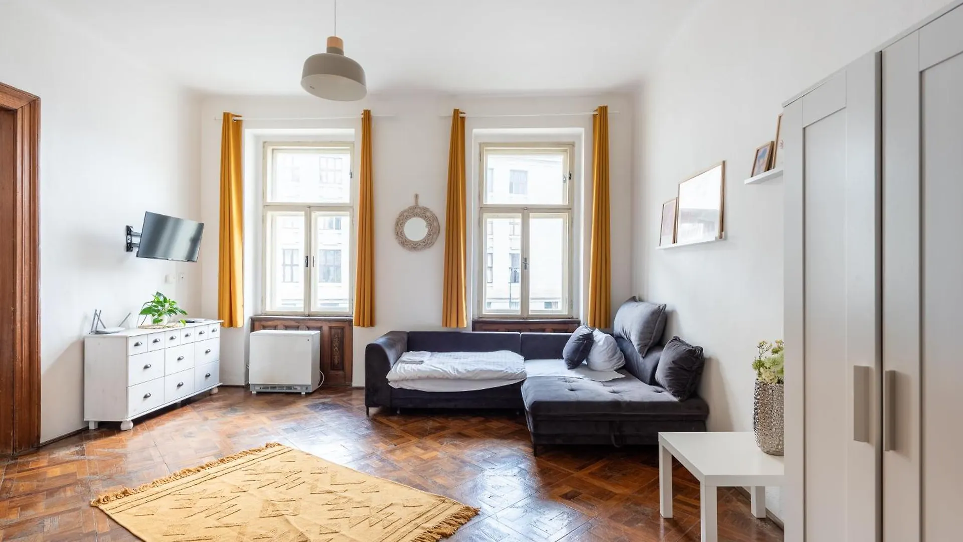 Residence Tesnov Apartment Prague