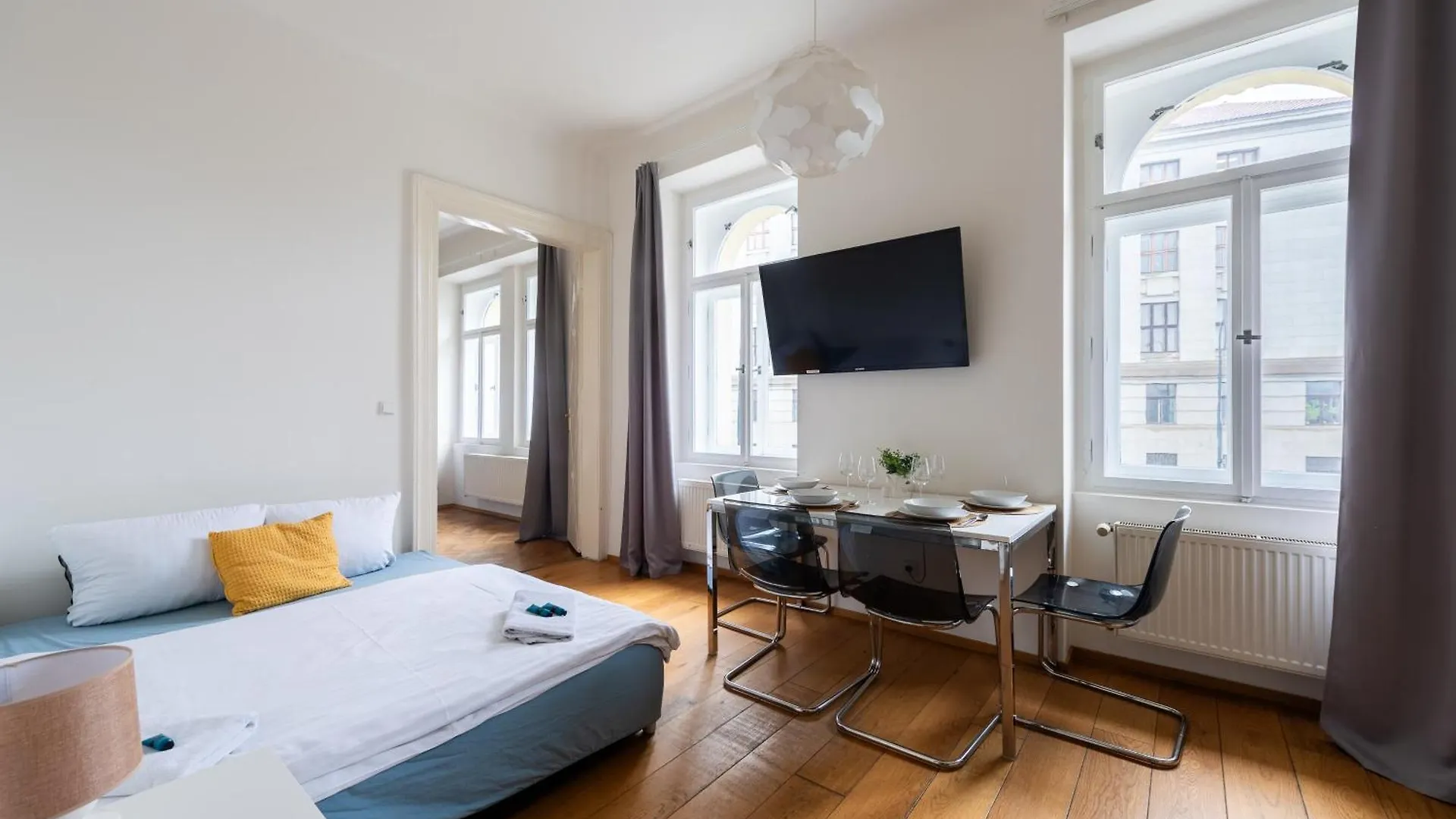 Residence Tesnov Apartment Praga