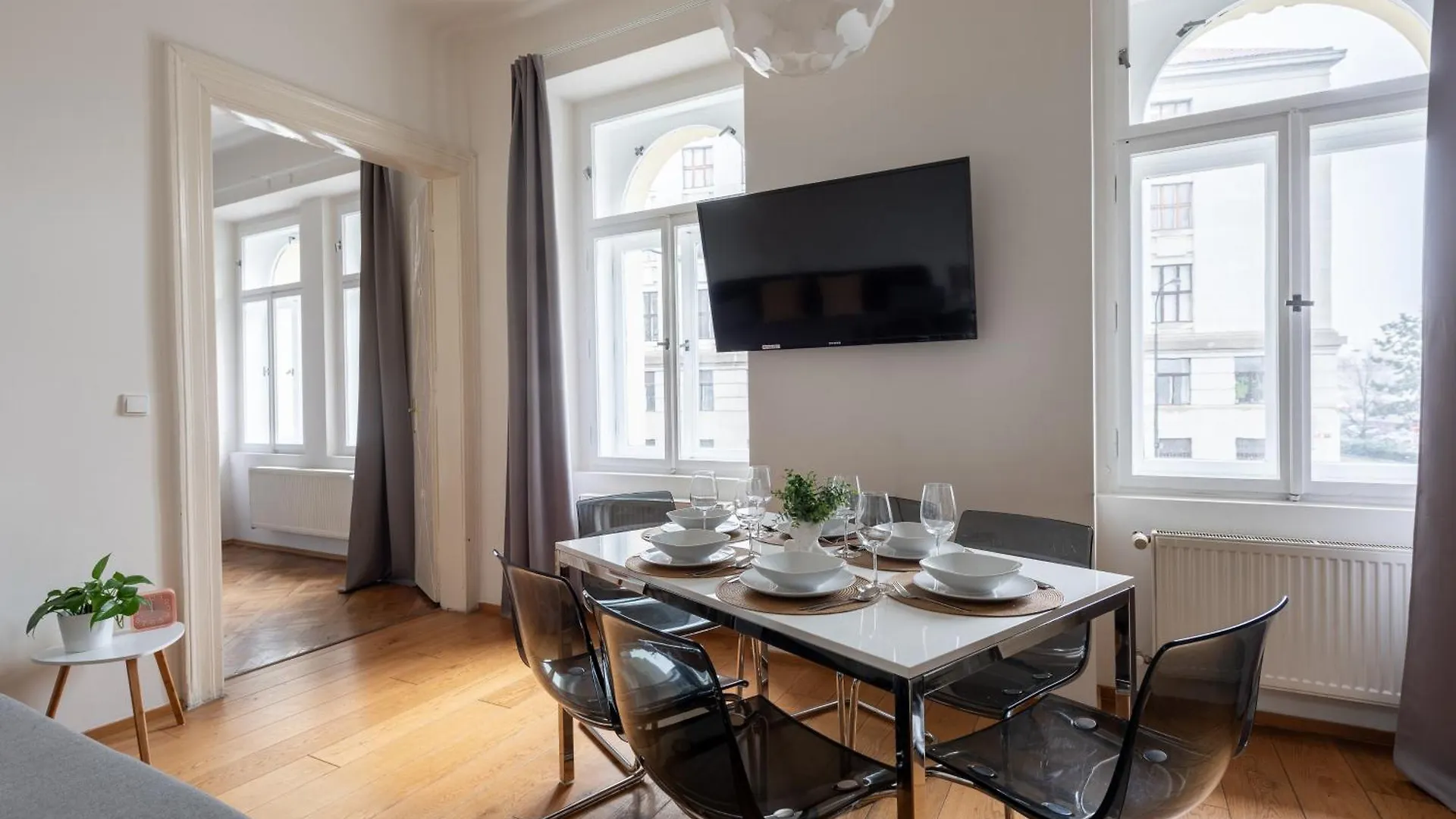 Residence Tesnov Apartment Praga Czechy