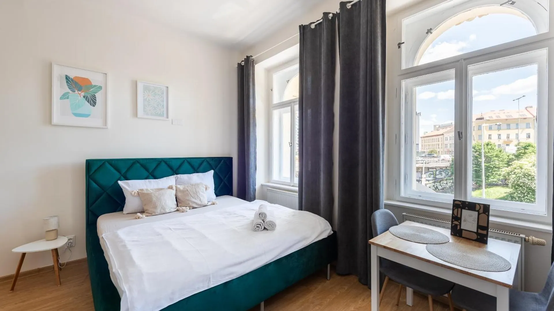 Residence Tesnov Apartment Praga