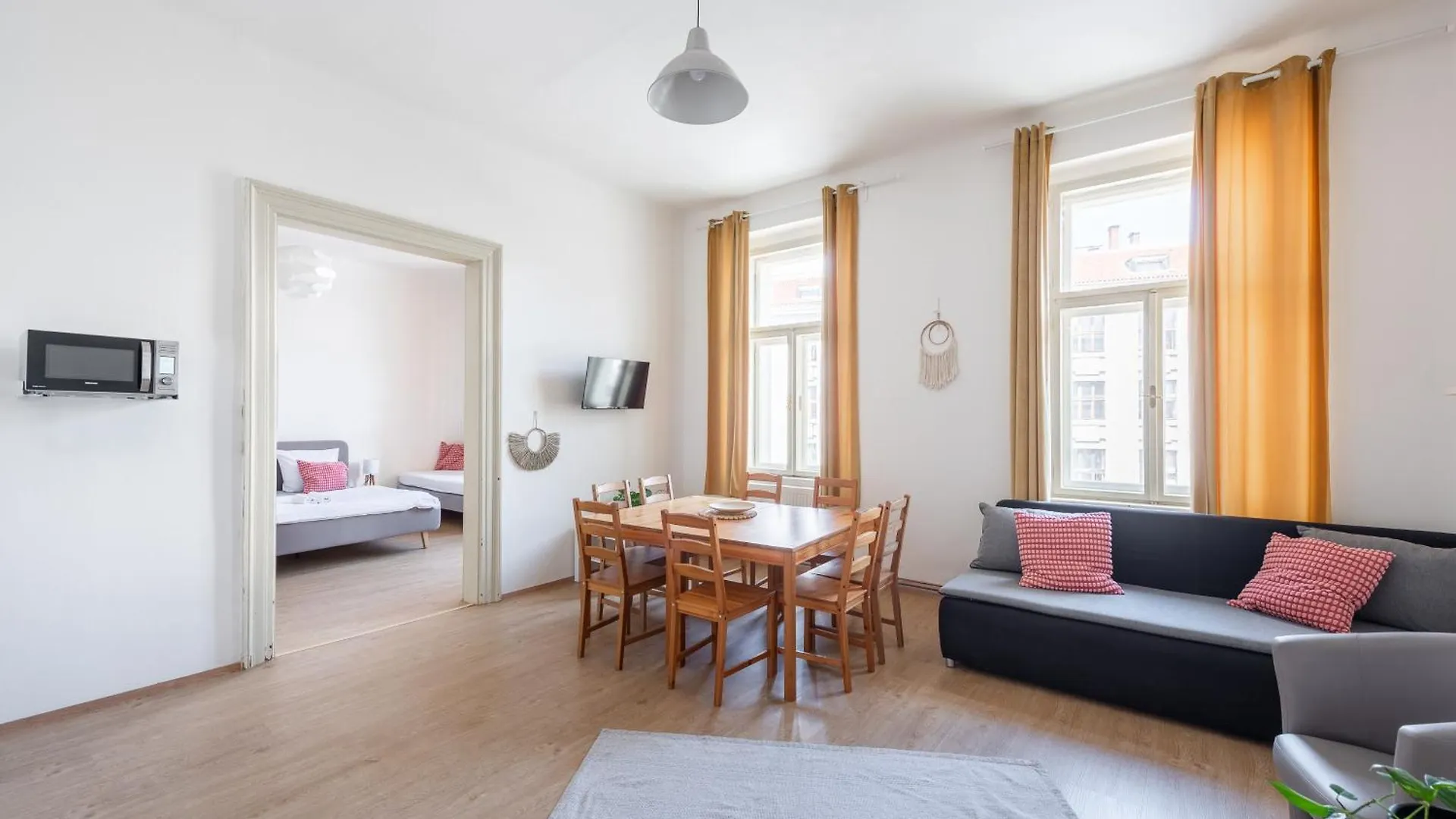 Residence Tesnov Apartment Praga