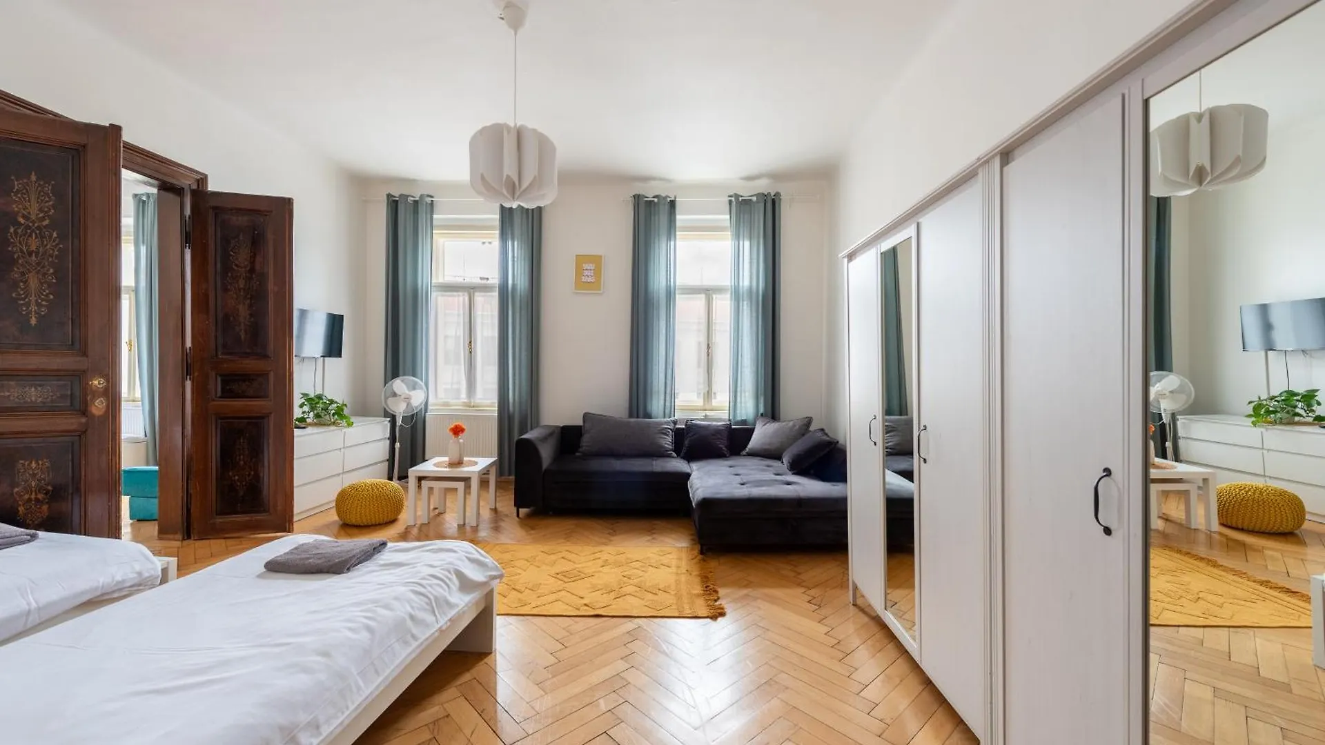 Residence Tesnov Apartment Praga